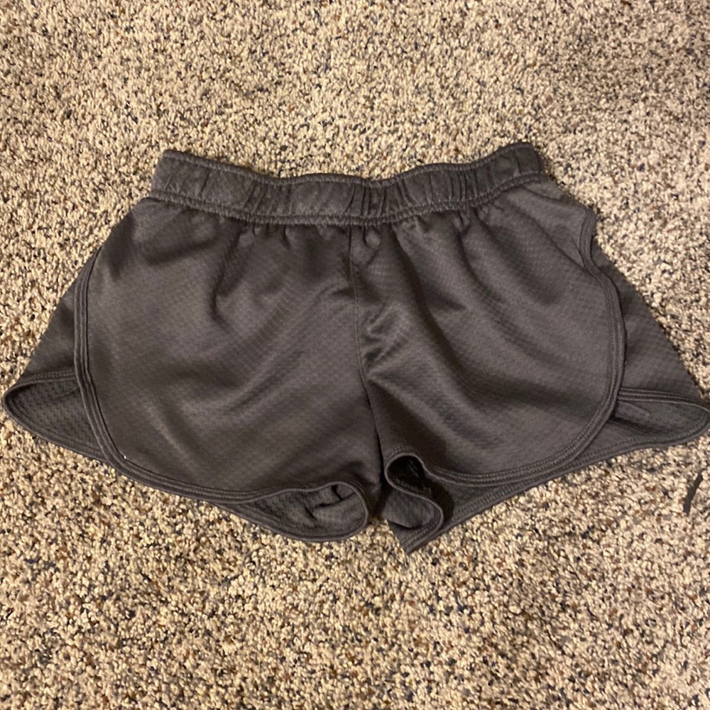 grey athletic shorts